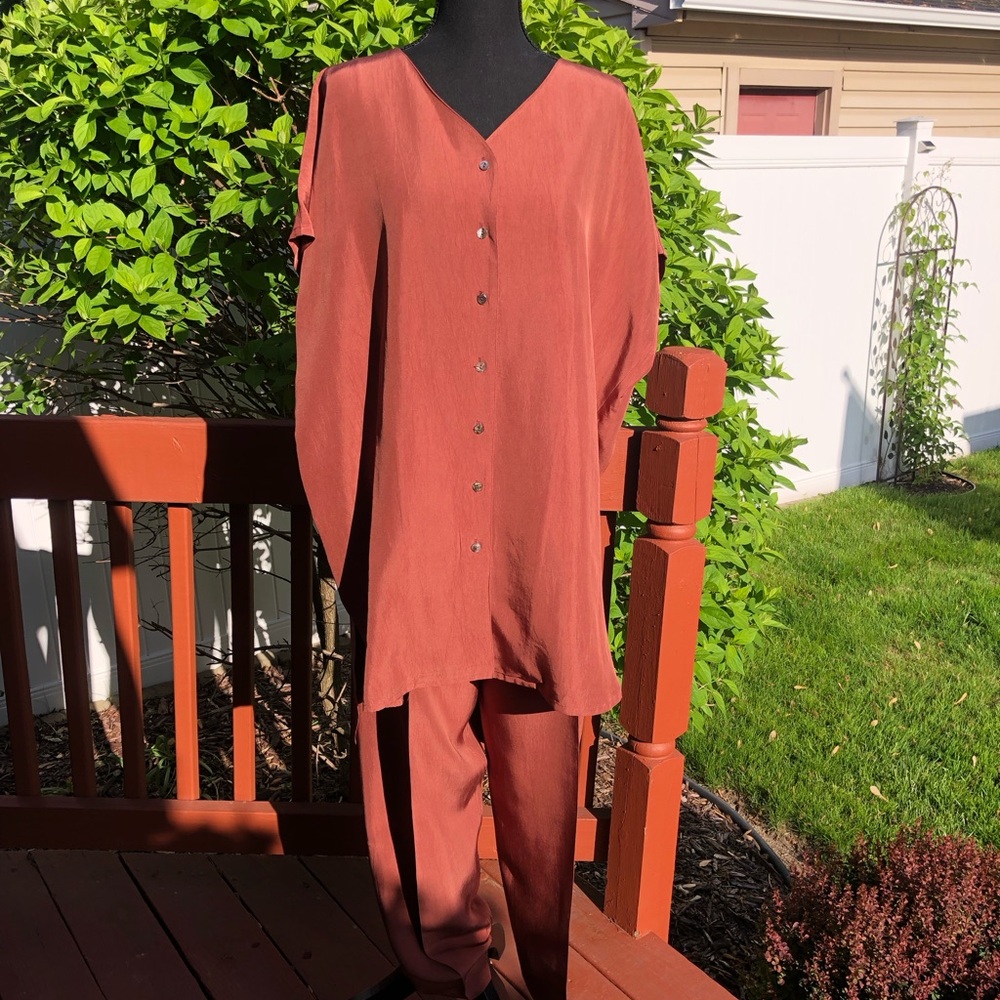 Silk Rust Colored V-Neck 3 Piece Relaxed Pantsuit